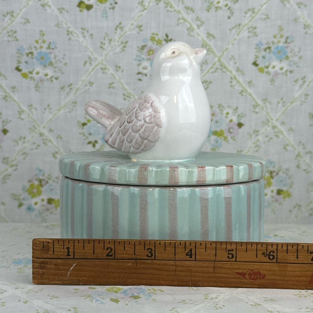 Discontinued Pier 1 Striped Robins Egg Blue White & Tan Bird Trinket/Candy Dish - Picture 8 of 8